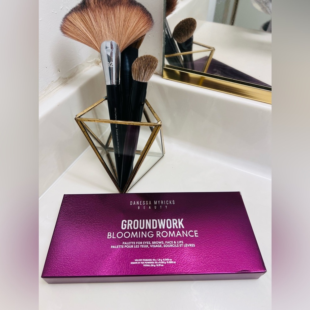 BNIB Danessa Myricks Groundwork Blooming Romance